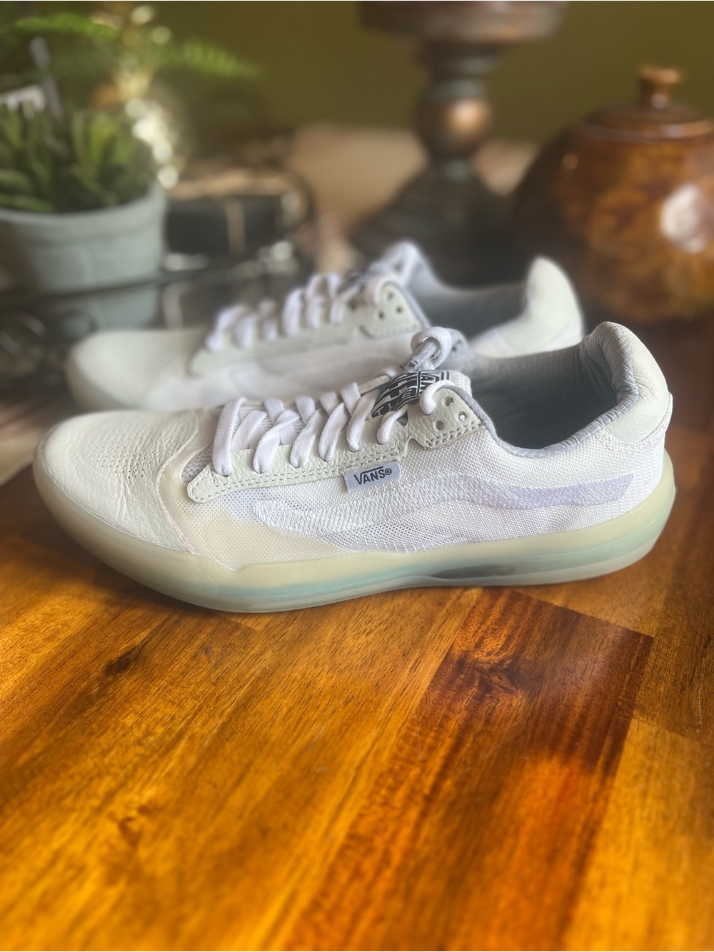 Vans EVDNT Ultimate Waffle White Low-Top Sneakers Men 7.0/Women 8.5